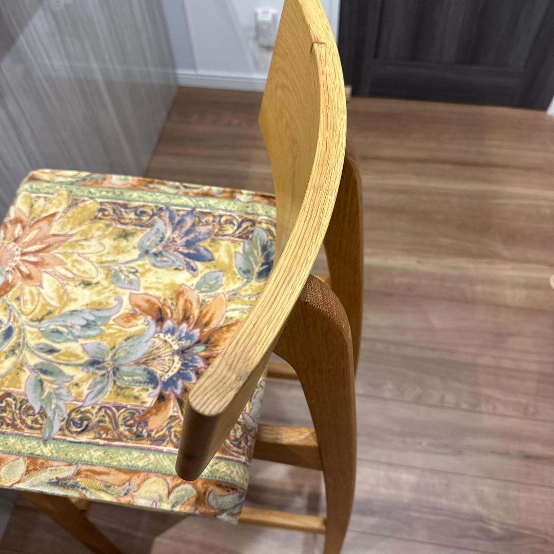 ナチュラルウッド バースツール 花柄クッション　飛騨産業