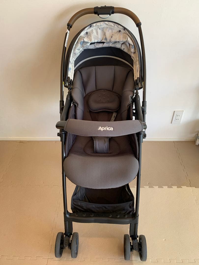 美品　Aprica カルーンエアーメッシュ AB型