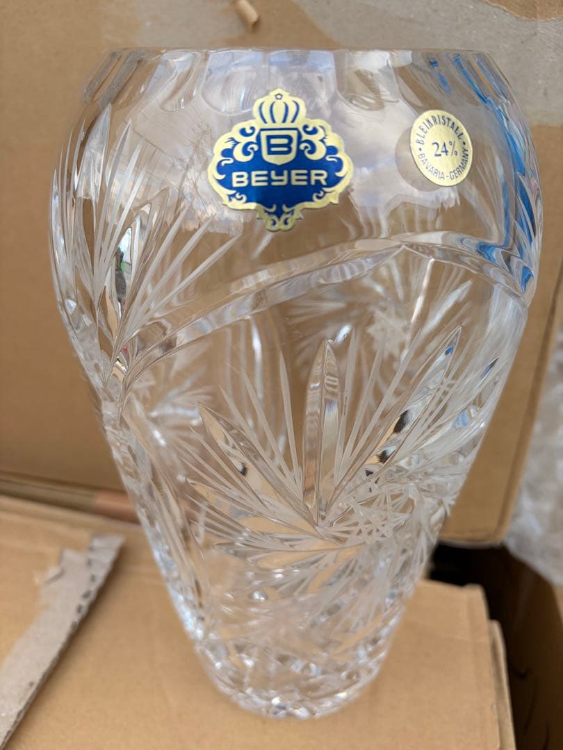BEYER クリスタルガラス 花瓶 中型