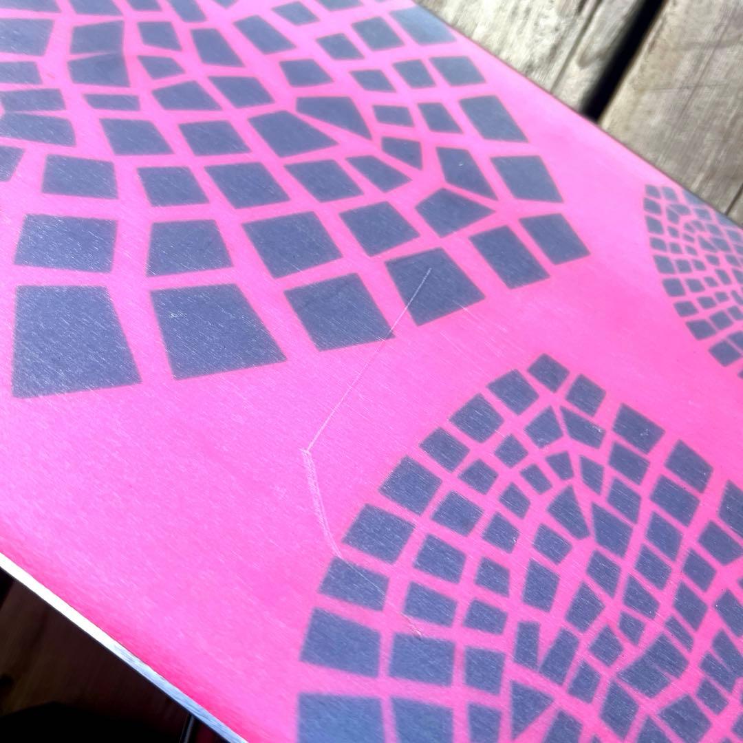 AIRWALK かわいいハート柄レディース スノーボード140㎝ビンディング付き