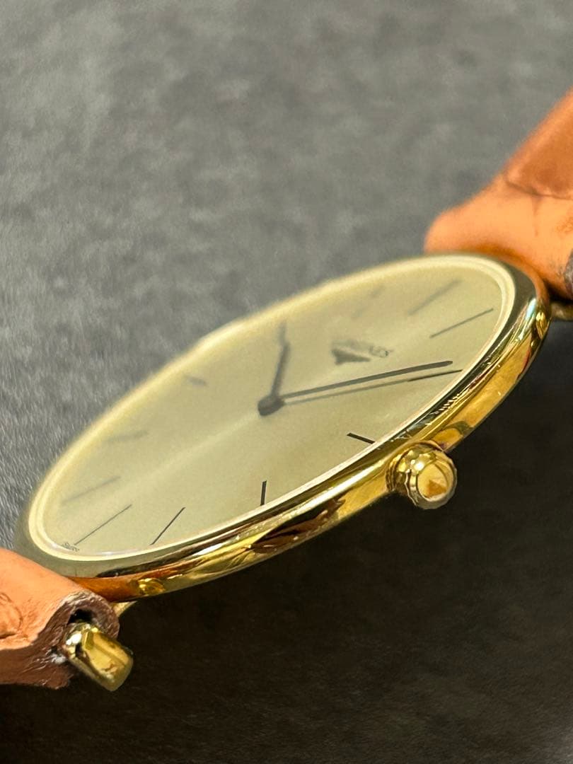 ロンジン ラ グラン クラシック ゴールド文字盤 腕時計 L4.635.2