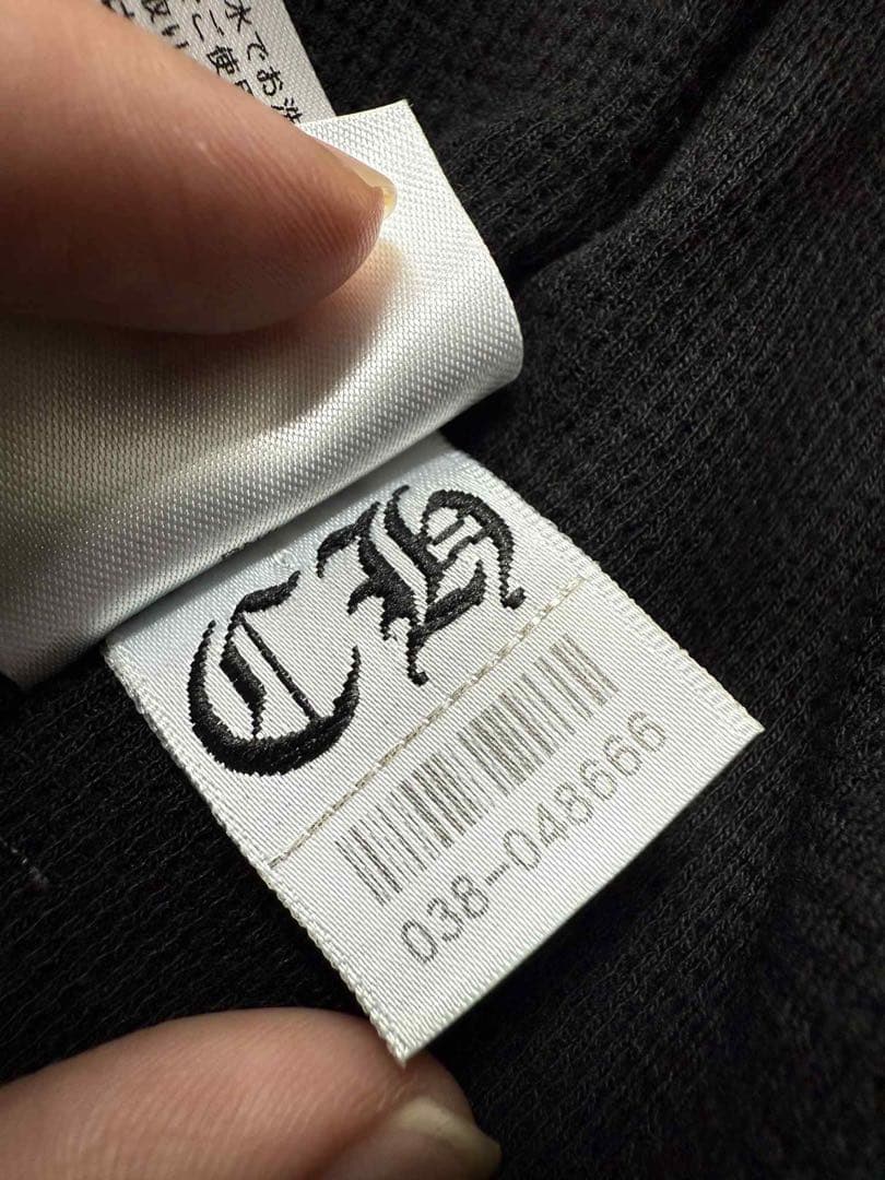 フローラルバックホースシュープリントジップパーカー