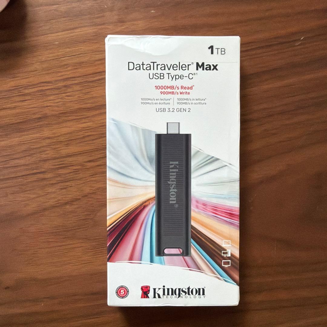 外付けハードディスク・ドライブ kingston DataTraveler Max USB Tybe-C