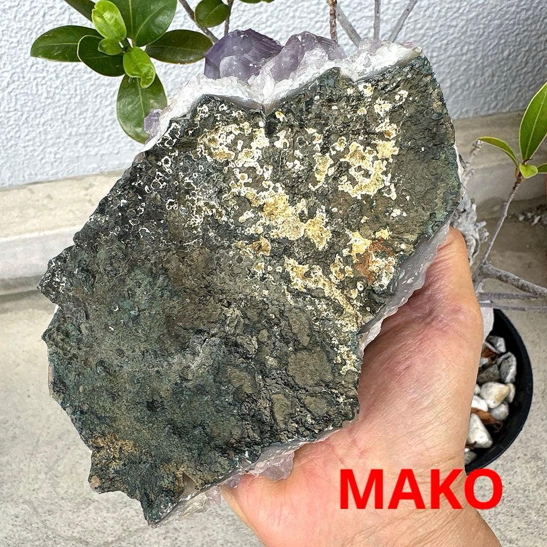 M1674☆アメジストクラスター1.6Kg☆天然石　原石☆N50301-B