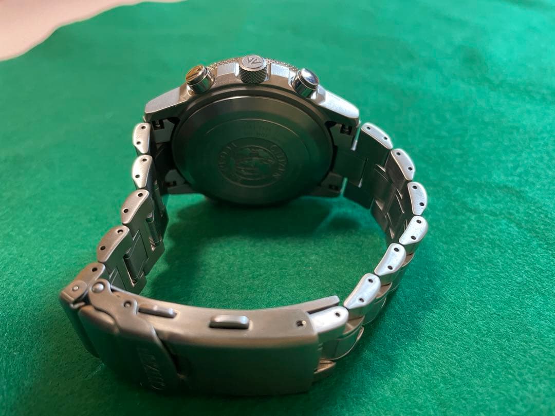 シチズン　プロマスタースカイ　チタンベルト メンズ腕時計