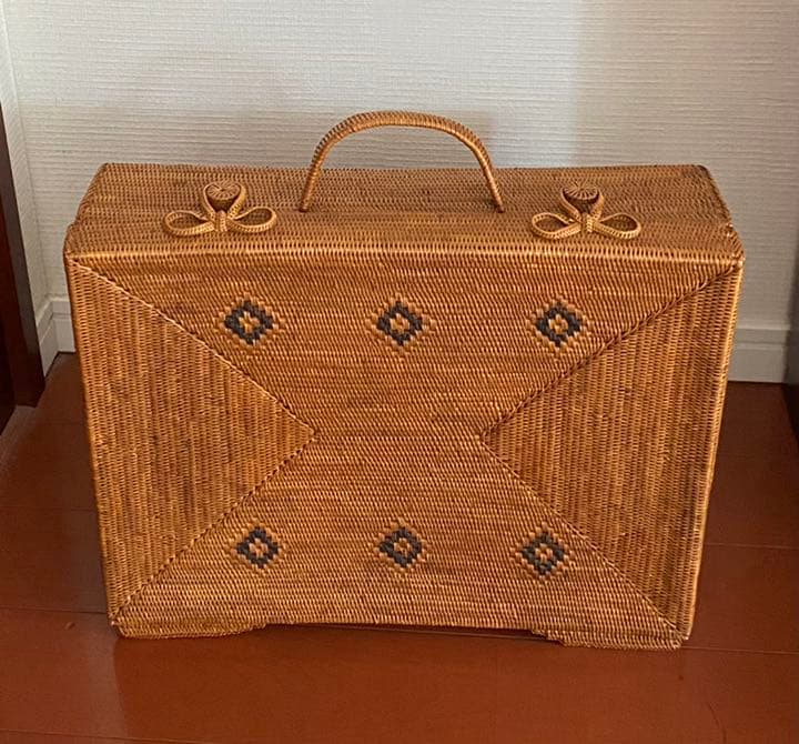 アタバック ふた付きボックスバック バスケット バリ島