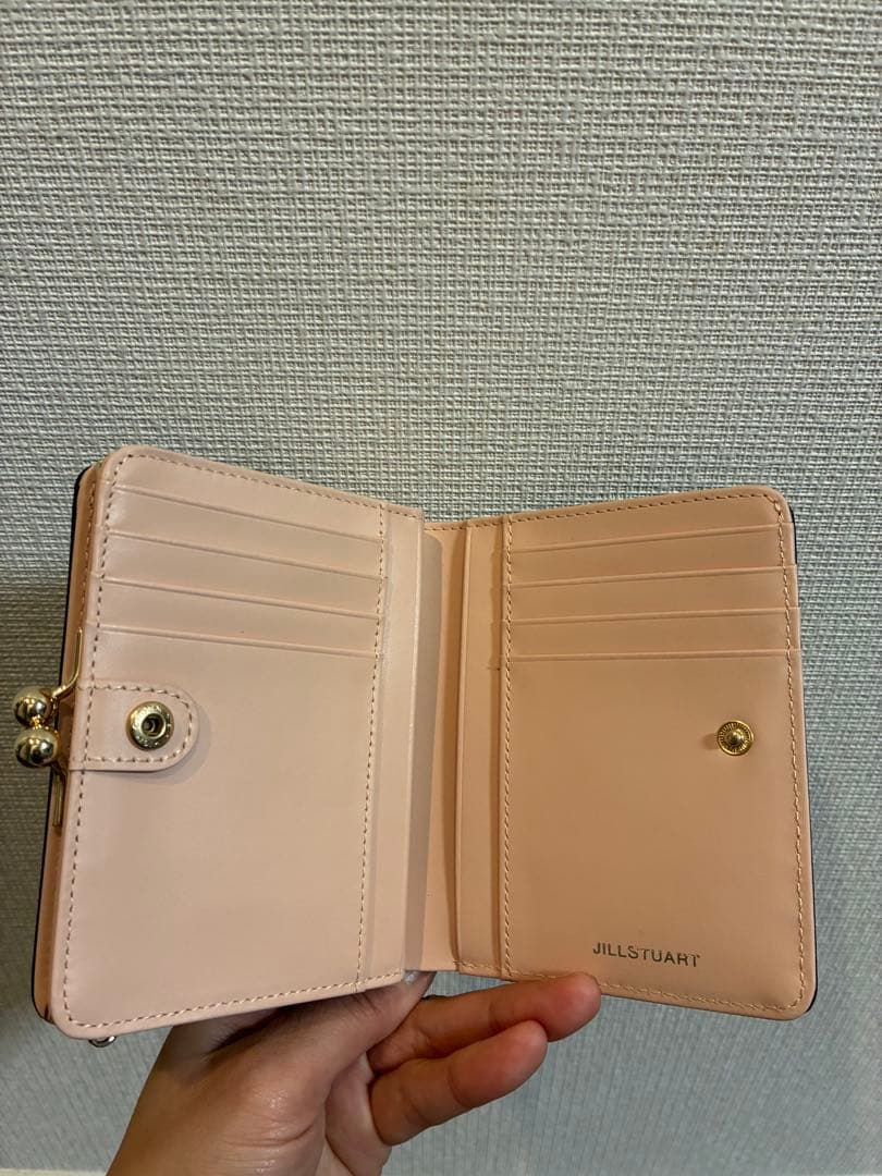 新品　JILL STUART ブラック ×ベビーピンク　二つ折財布　がま口小銭入