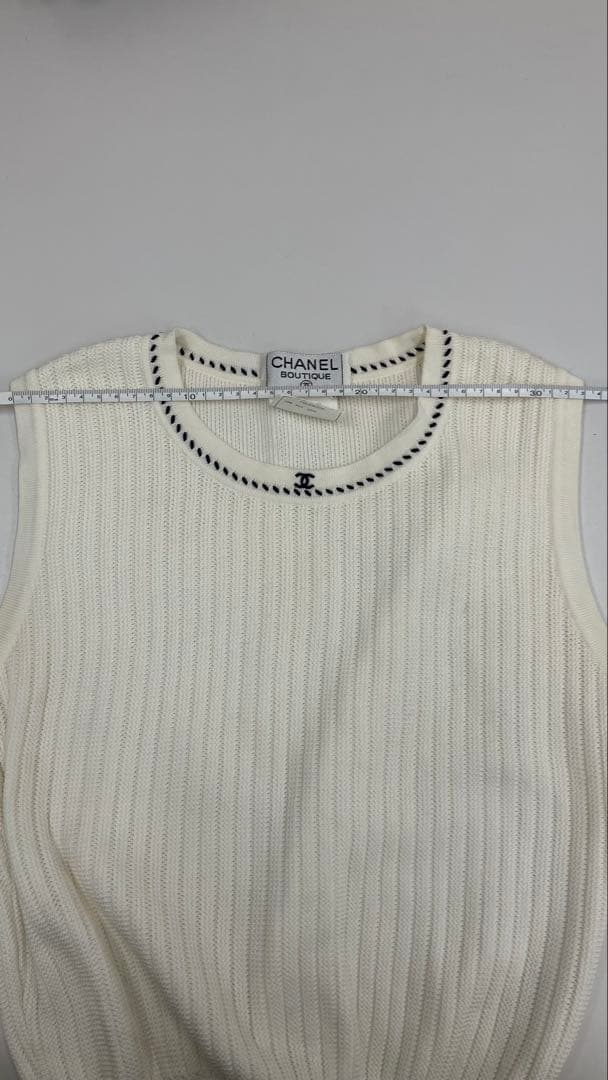 シャネルレディース ノースリーブ ニット CHANELホワイト白 【中古品】　Y