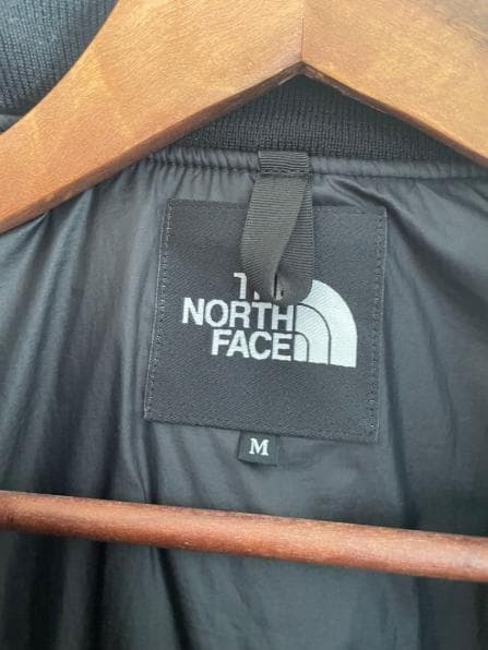 【美品】THE NORTH FACE ブラック MA-1 ジャケット Mサイズ