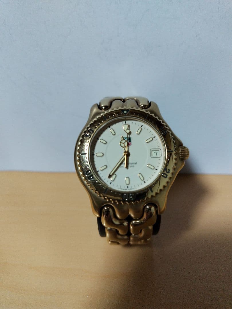 タグホイヤーセル　プロフェッショナル