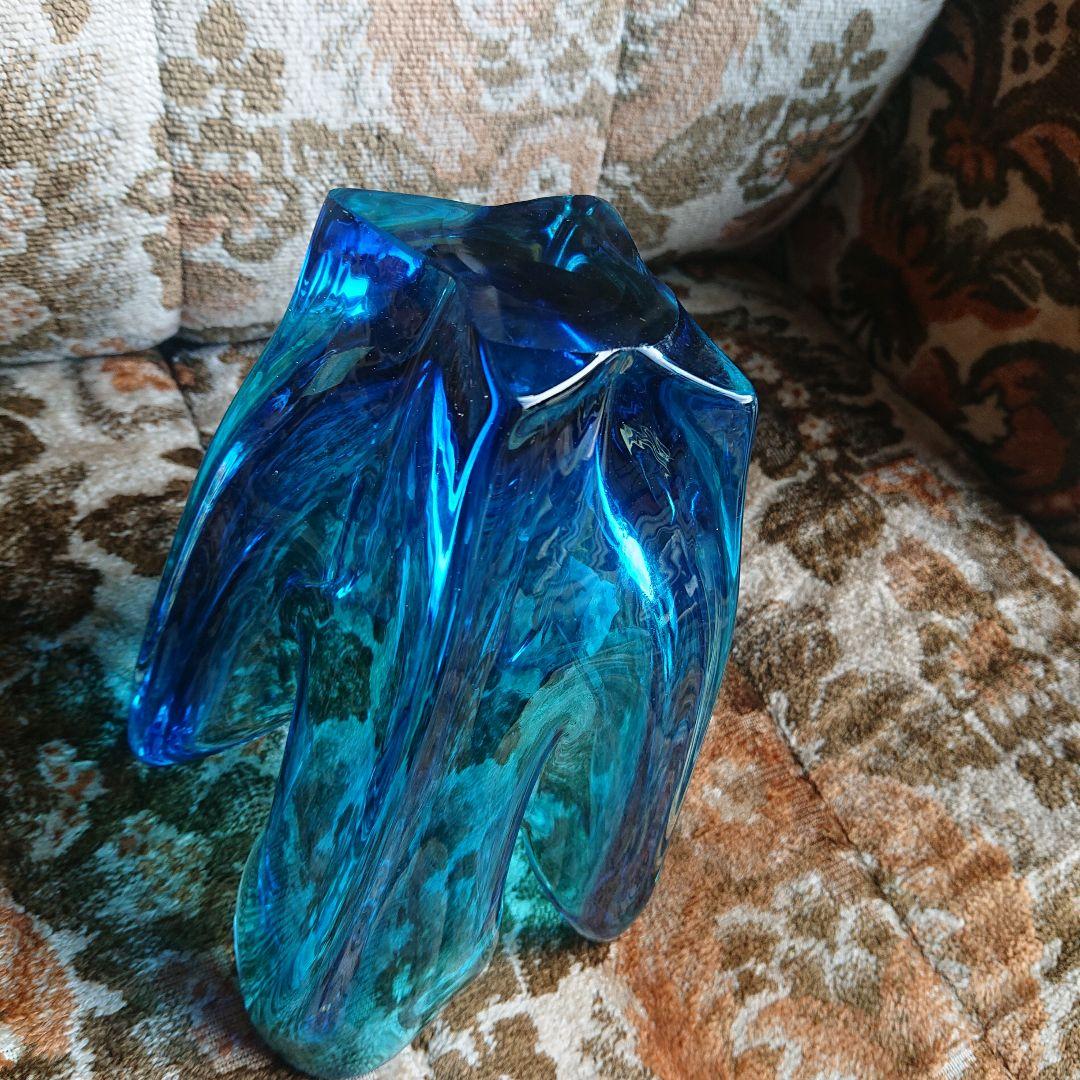 青色ガラス花瓶 フラワー型アンティークポップ