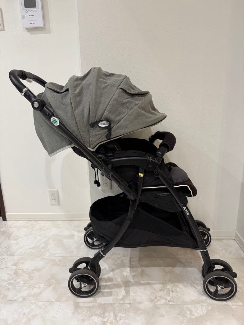 【美品】Aprica ラクーナ ビッテ レザーハンドル AB型 コンパクト