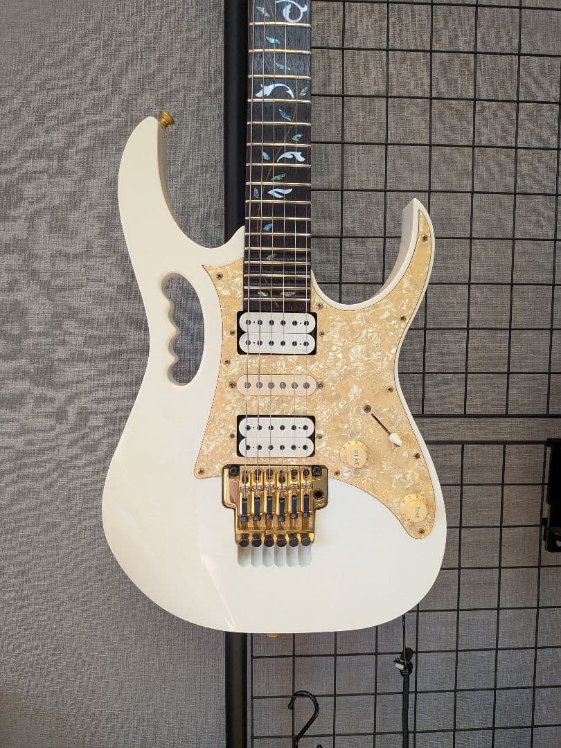 ギター Ibanez JEM7 Steve Vai