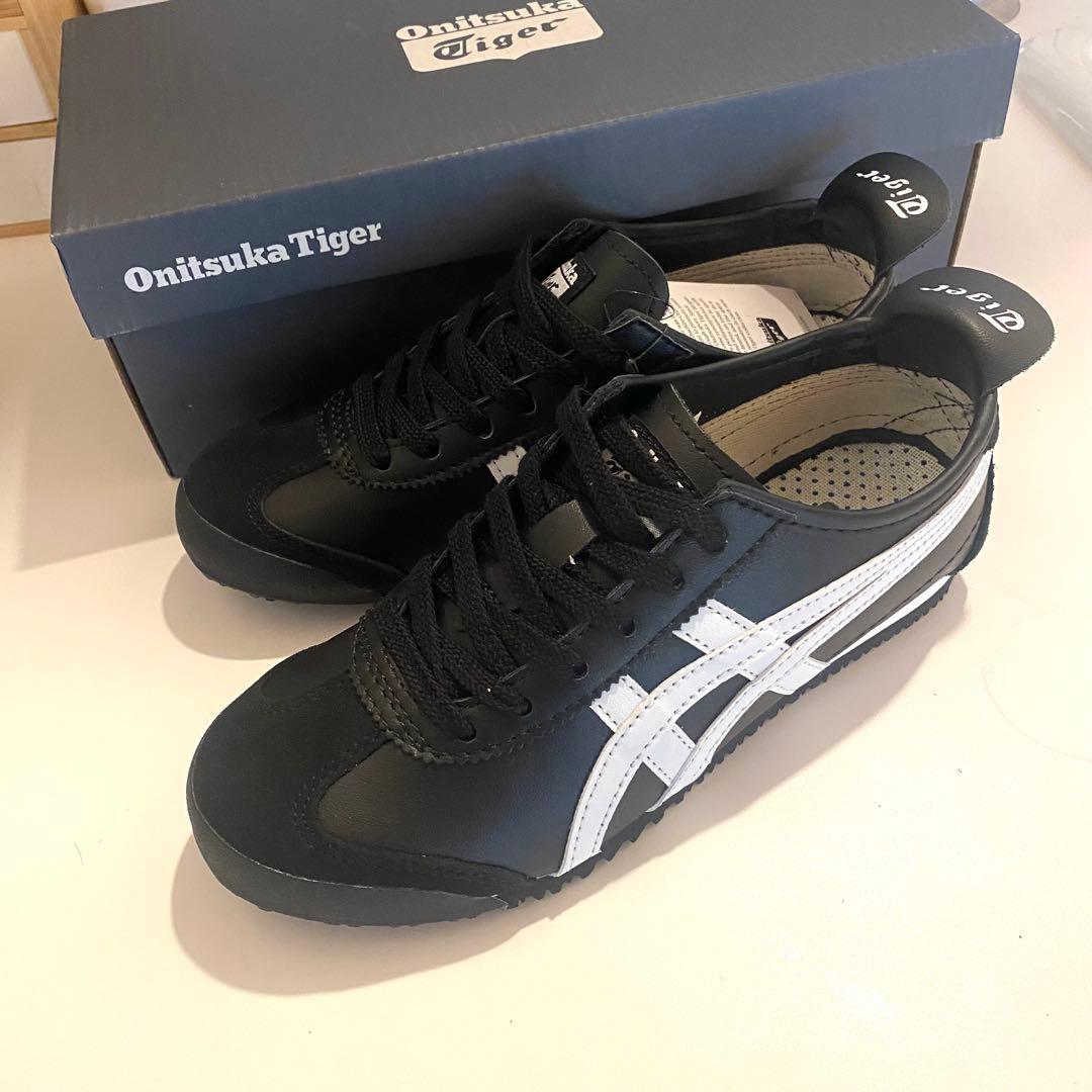 【新品・未使用】Onitsuka Tiger メキシコ66 23.5cm