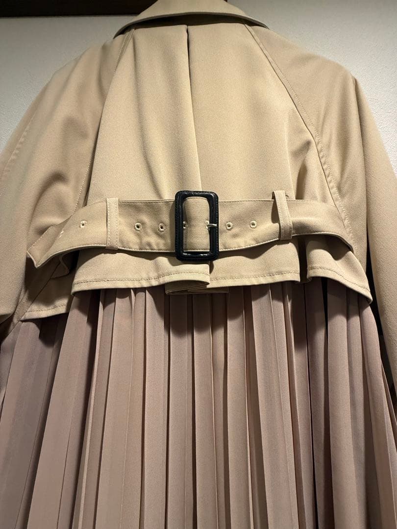 【新品未使用】AMERI VINTAGE バックプリーツトレンチコート ベージュ