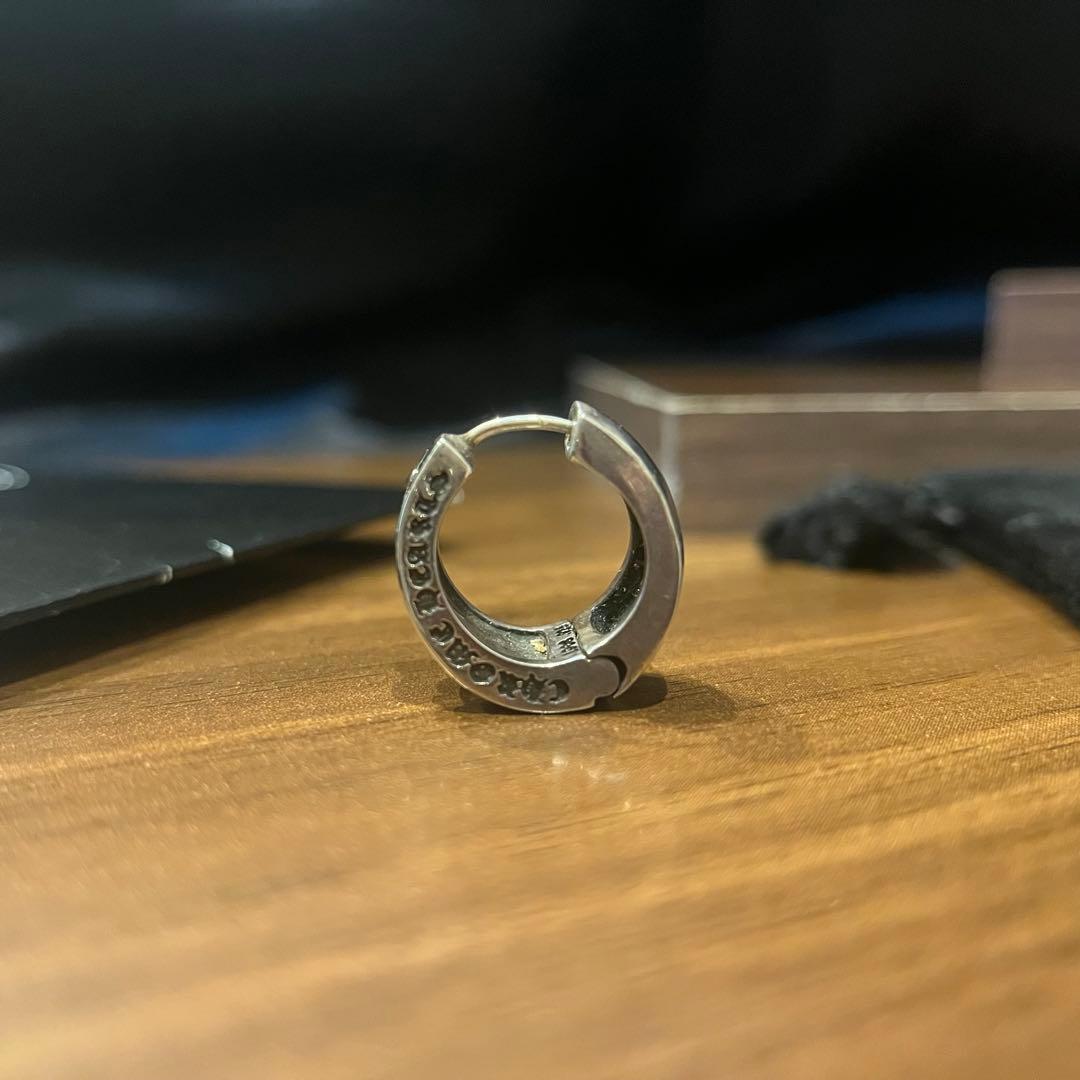 【正規品】Chrome Hearts ナローVバンドCHXピアス
