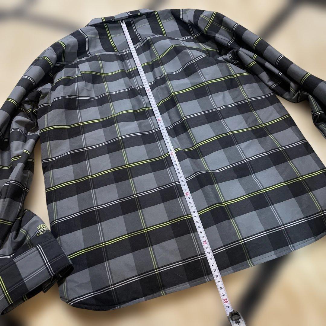 未使用　NIKESB ナイキエスビー　スノーボード　ウェア　チェック　ダウン