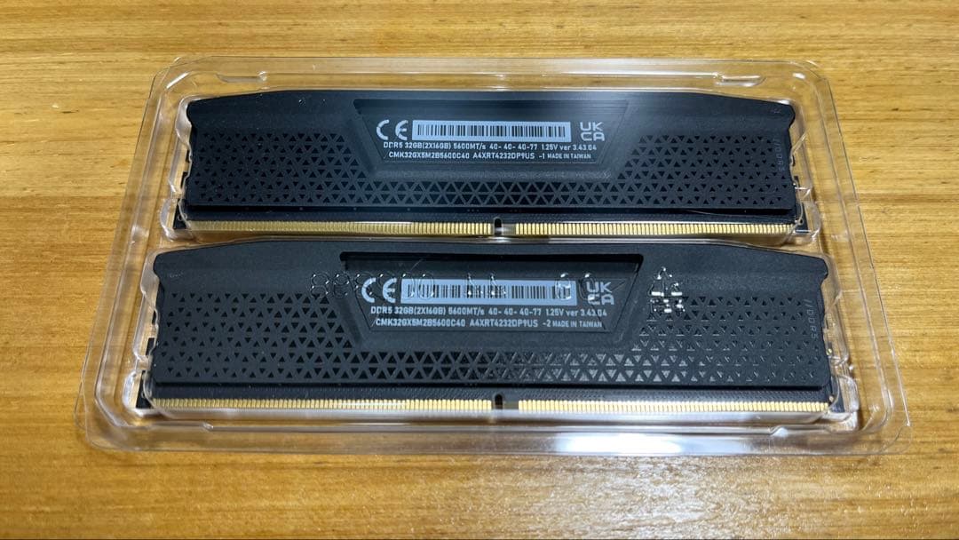 メモリ　CORSAIR DDR5 32GB 5600MHz VENGEANCE