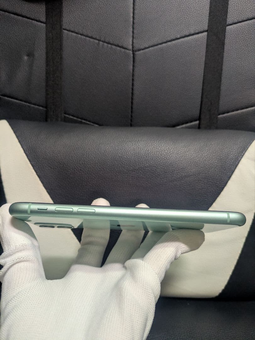 極美品　iPhone11 64gb SIMフリー　緑　グリーン　44