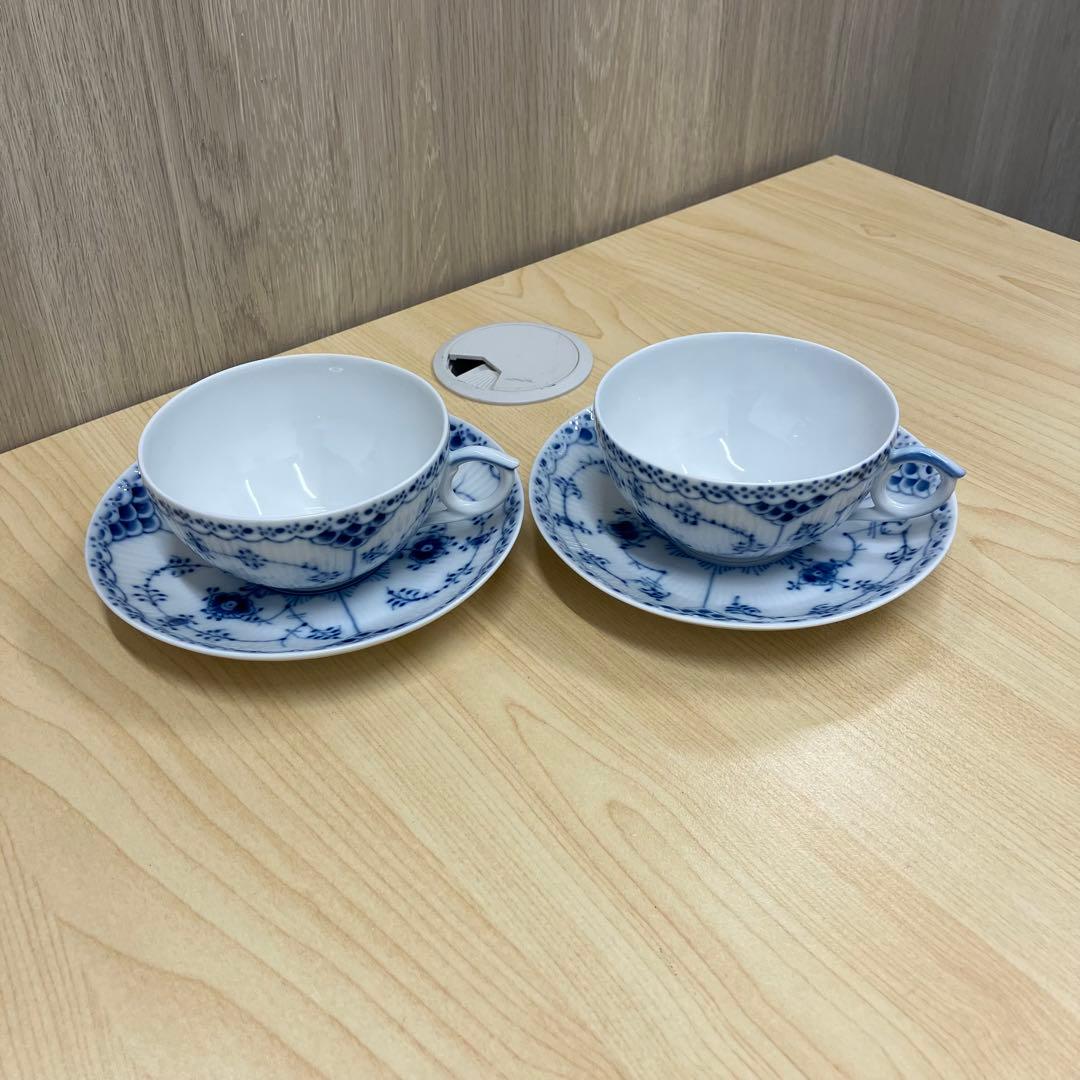   カップとソーサーセット