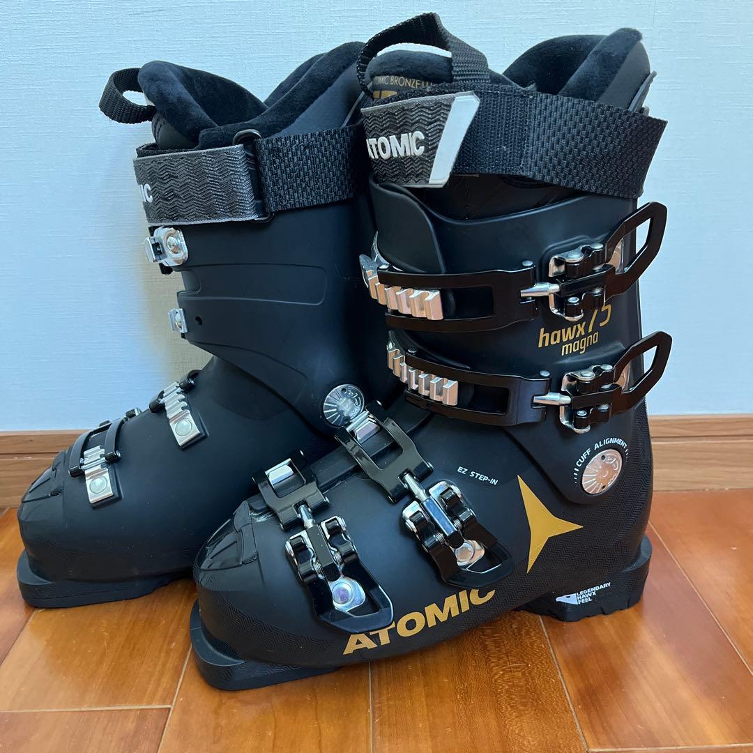 ATOMIC Hawx magnaスキーブーツ 女性用 ブラック