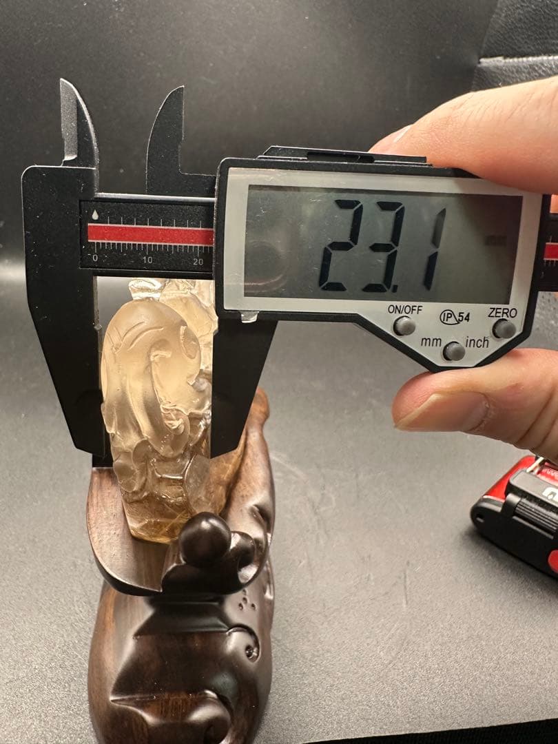 タイチンルチル置物（貔貅）