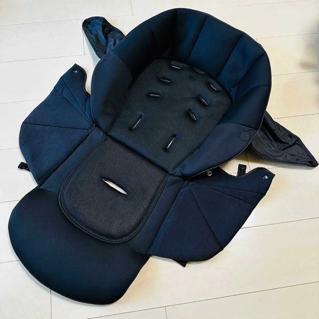 Aprica ラクーナ クッションフリー ブラック AB型