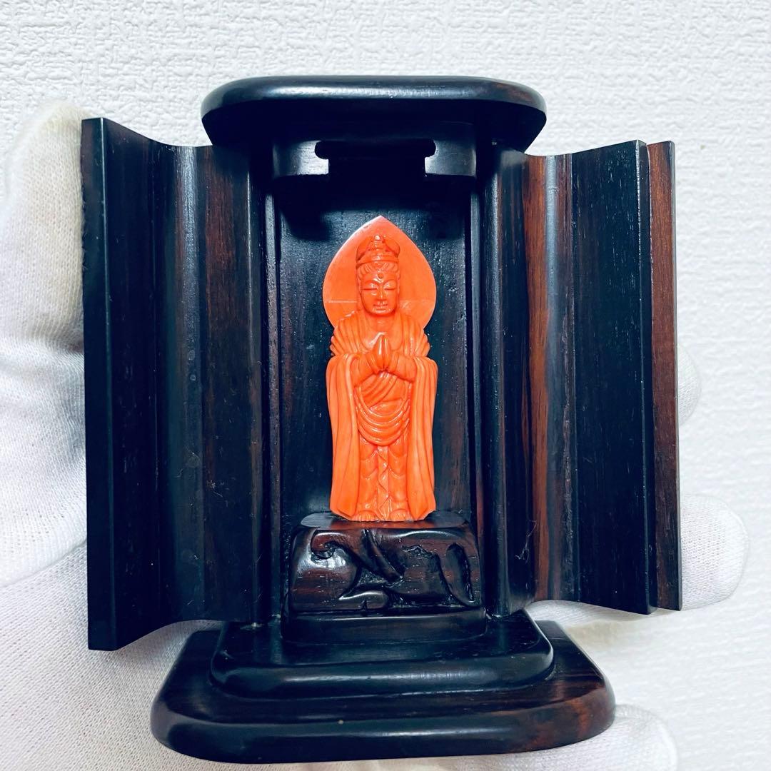 本珊瑚　珊瑚彫刻　赤珊瑚　天然珊瑚置物　仏像　普賢菩薩　御本尊　厨子入り工芸品