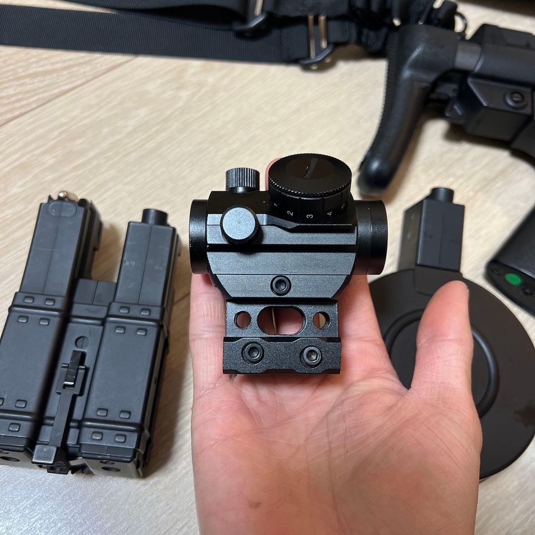 美品　東京マルイ 電動ガン MP5A5 ハイサイクルカスタム　バッテリー付