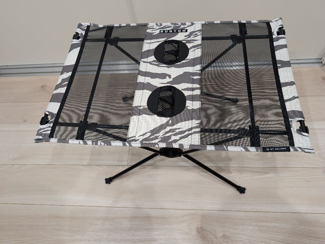 Helinox × BURTON コラボモデル　テーブルワン　軽量テーブル