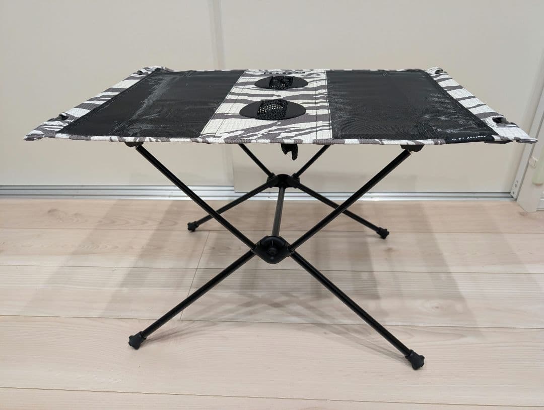 Helinox × BURTON コラボモデル　テーブルワン　軽量テーブル