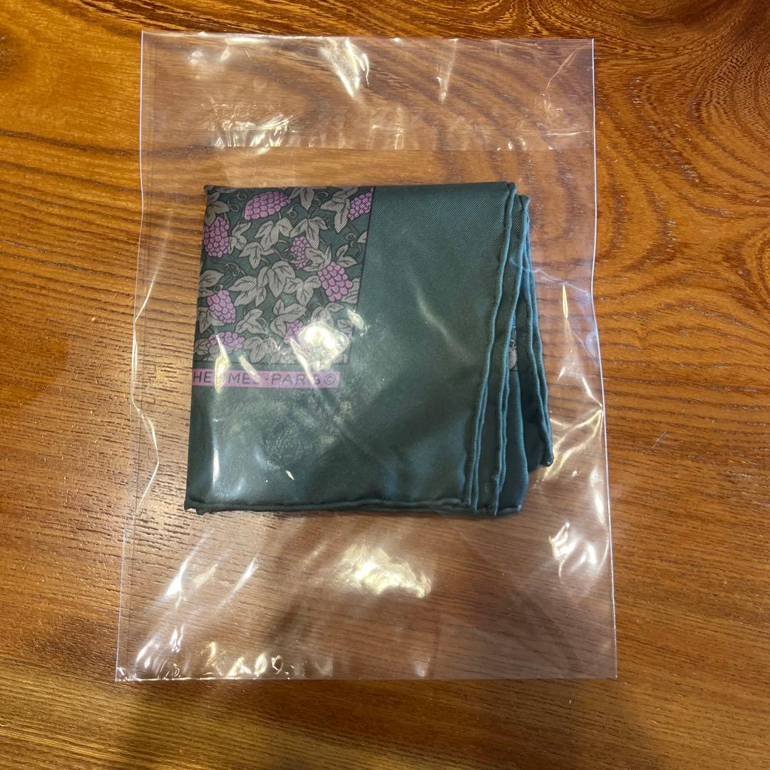 エルメス　スカーフ　40×40 美品　お値下げしました！