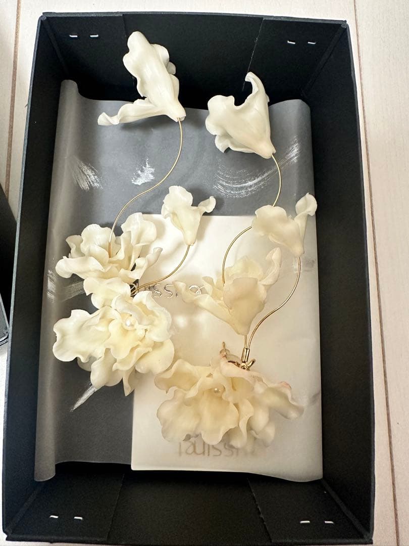 coussinet　クシネ　モア　前撮り　結婚式　ピアス