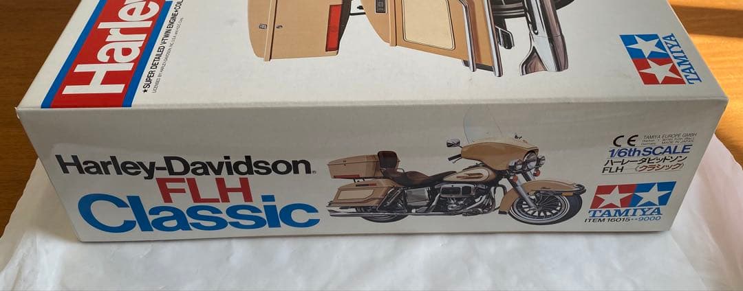 タミヤ　1/6 ハーレーダビッドソン　FLH 《クラシック》