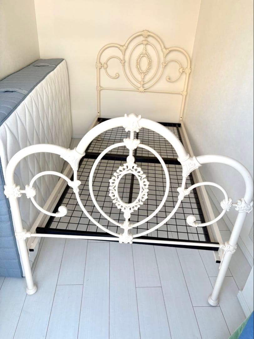 ※お取引中※ローラアシュレイ サマセットシリーズ シングルベッドフレーム