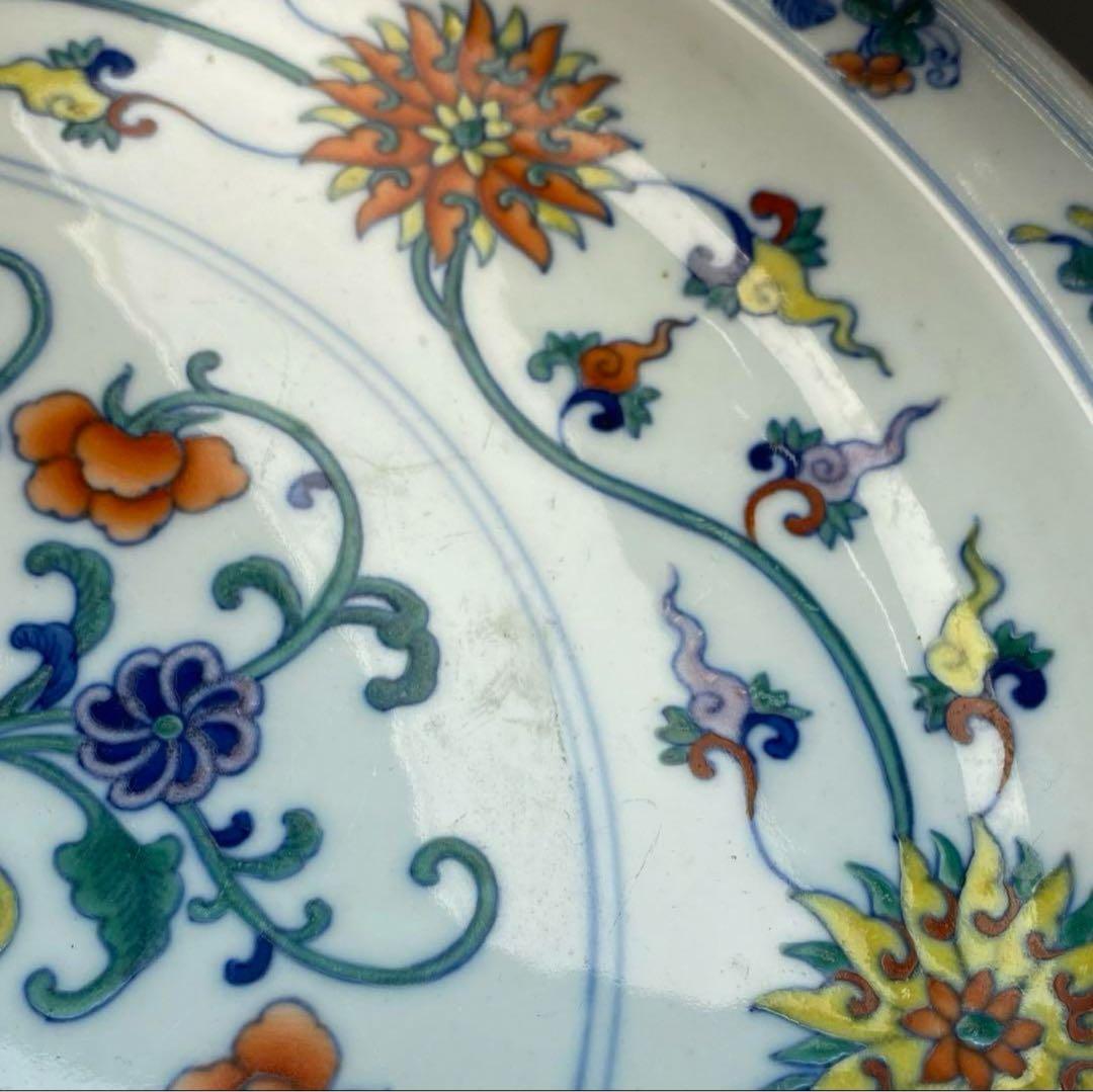 大清乾隆年製　中国美術　斗彩大皿　直径28.6cm y703