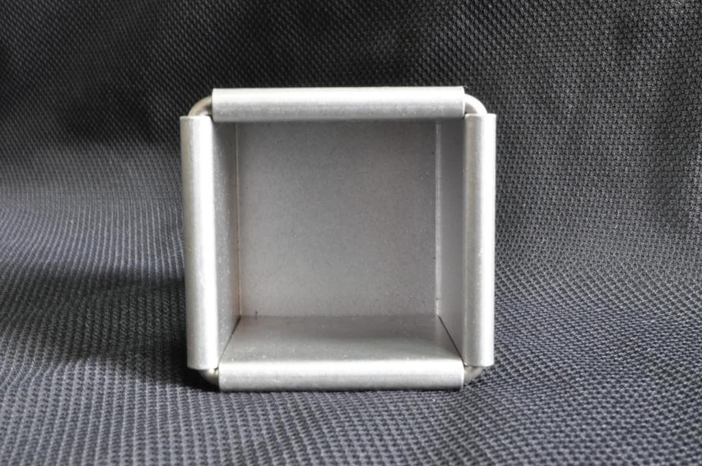 【アウトレット】ミニサイズ５センチ角キューブ パン焼き型36個セット【数量限定】