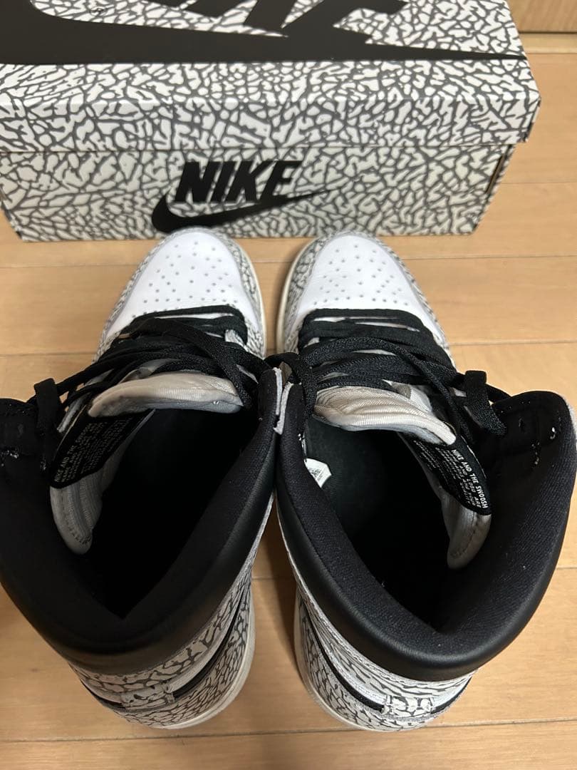 靴 Nike Air Jordan 1 \"White Cement/Safari\"