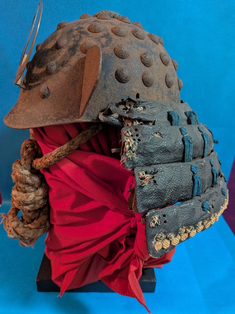 戦国時代極稀少博物館級１４６７〜１５６８年頃尾長巴御家紋前立武将厳星兜時代本歌兜