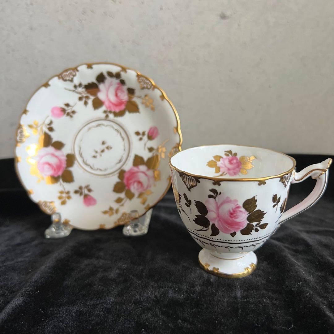 ロイヤルクラウンダービー 金彩とピンクのバラ絵 モカカップ＆ソーサー