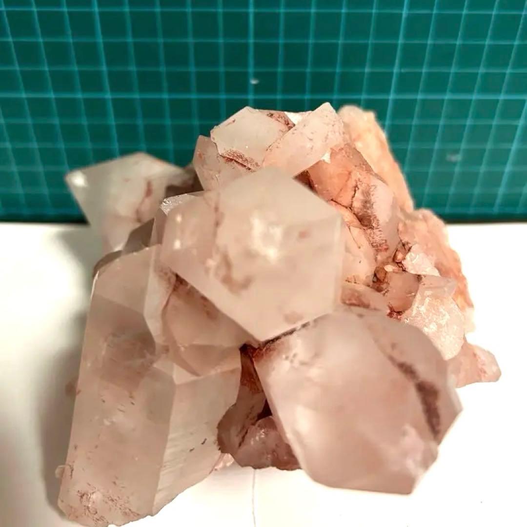 【天然石】希少 ピンク濃い目 ピンクマニカラン水晶クラスター❣️1.2kg超