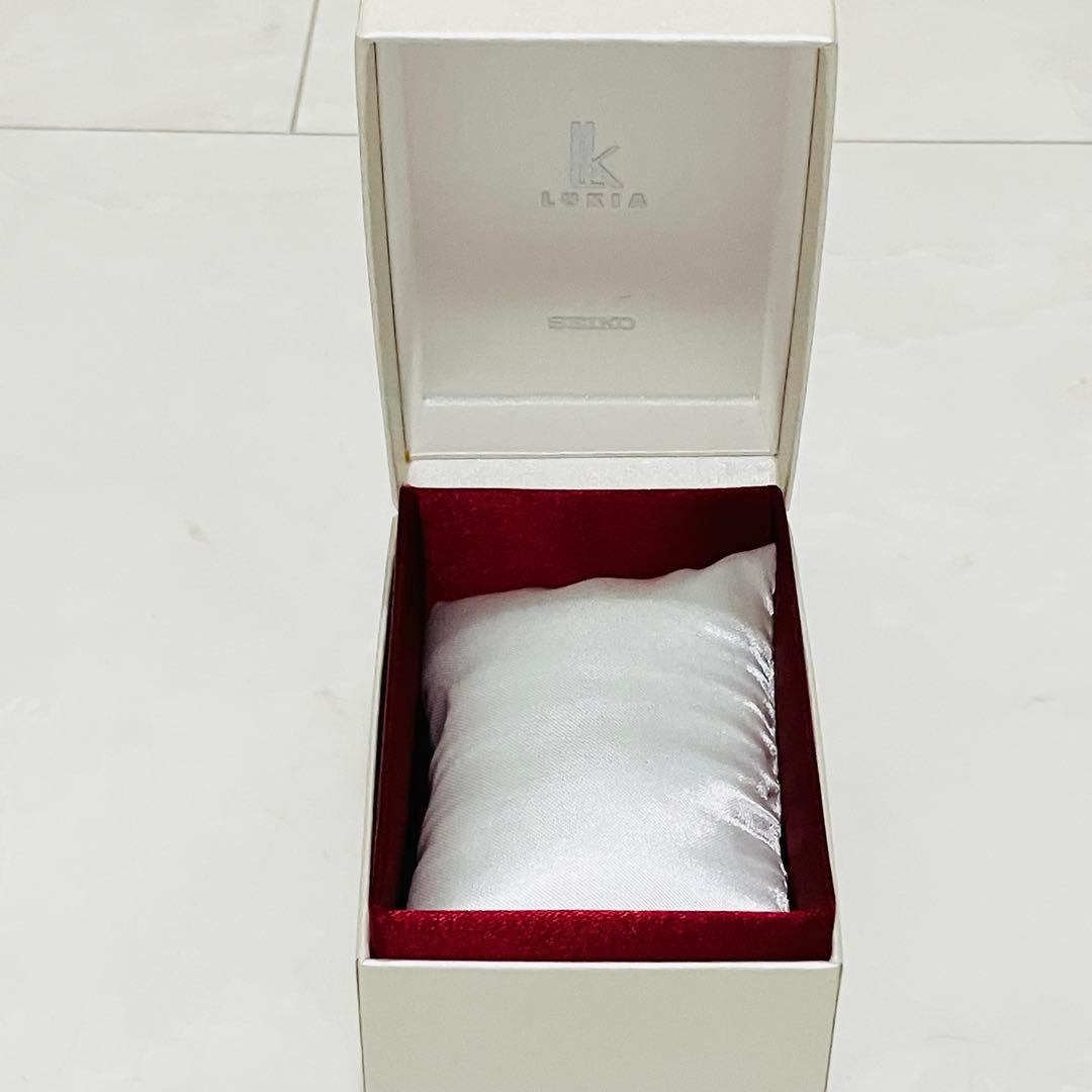 美品 セイコー ルキアSSQV081 チタン 電波ソーラー SEIKO 腕時計