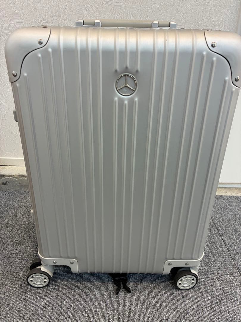 メルセデスベンツ　キャリーケース シルバー