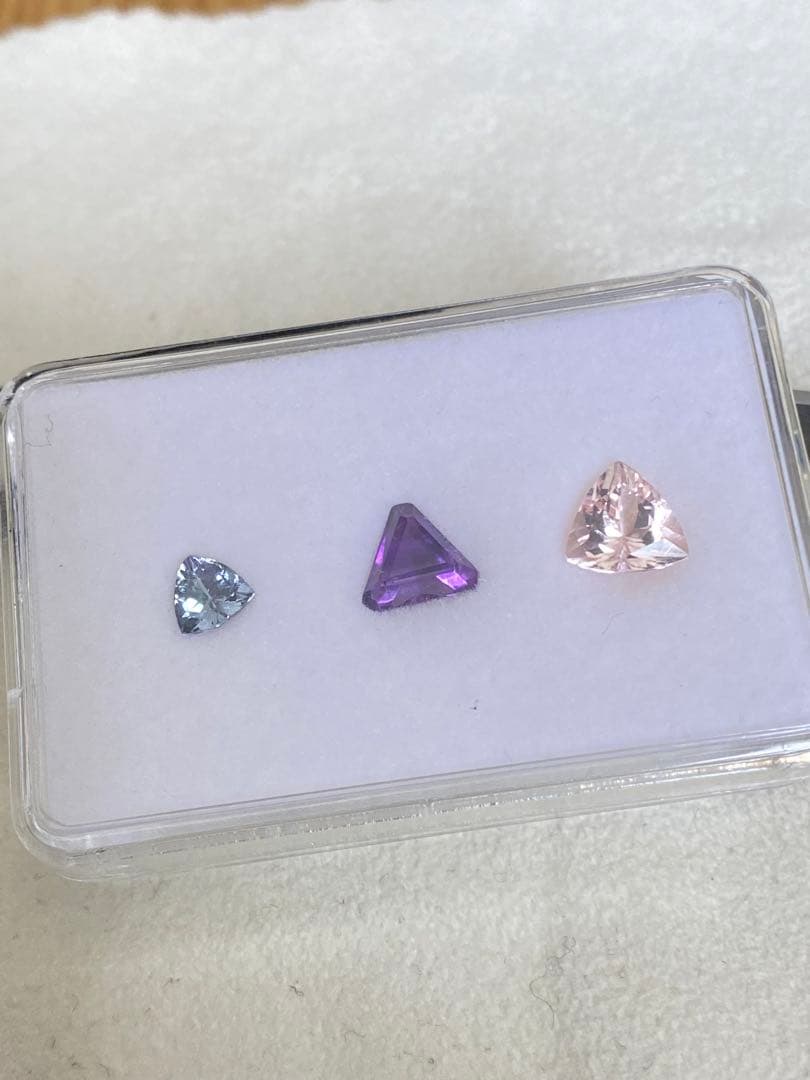 トリリアント ルースセット