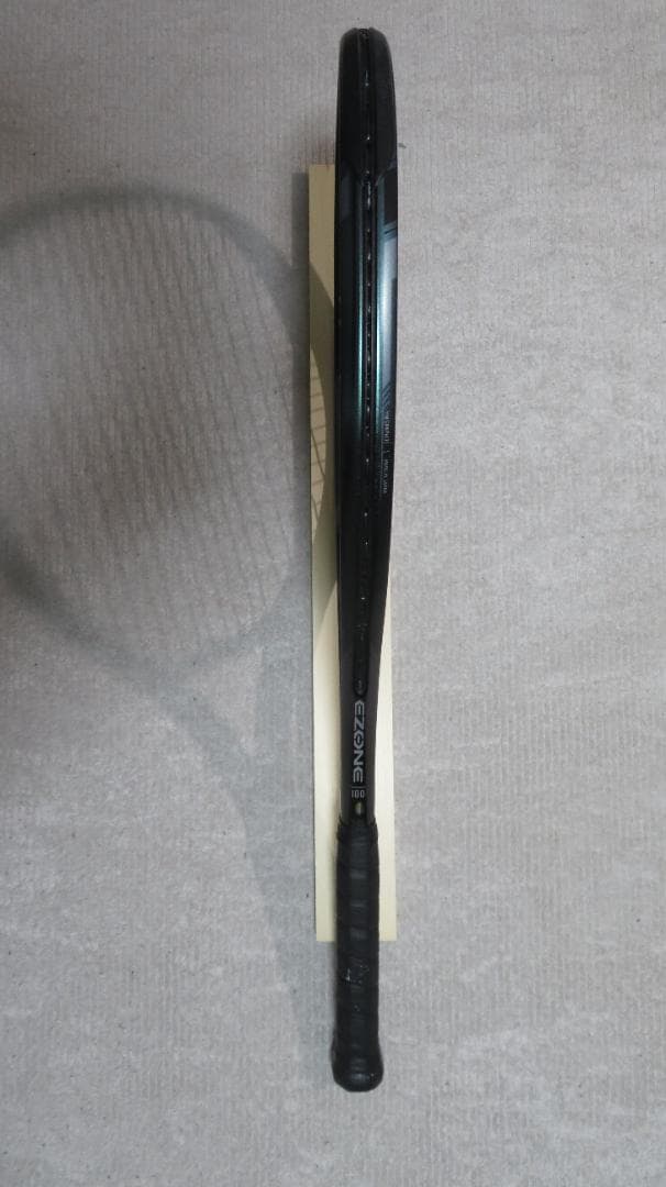 硬式テニスラケット（ヨネックス　ezone100　2024）