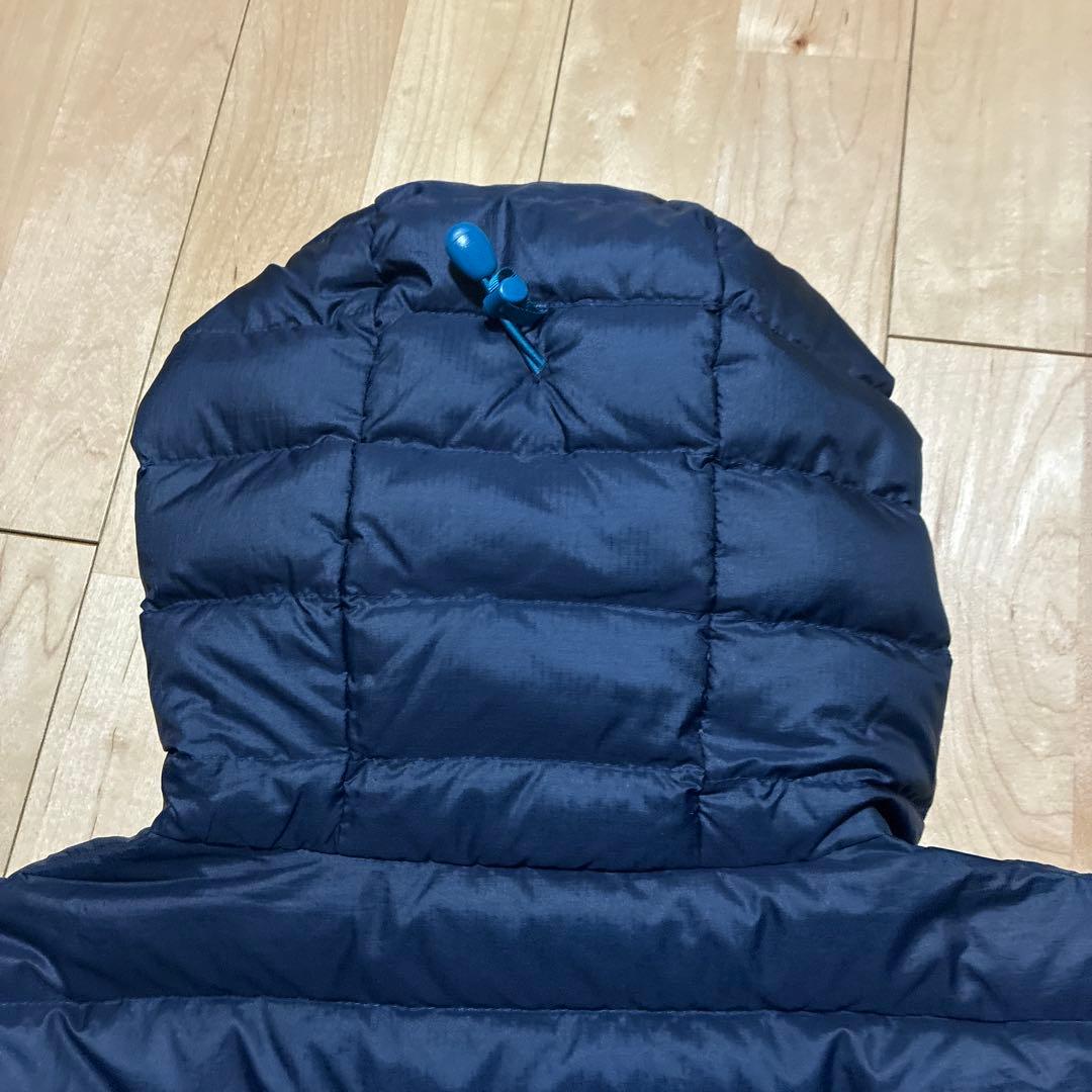 【美品】パタゴニア レディースダウンセーターフーディ ネイビー Mサイズ