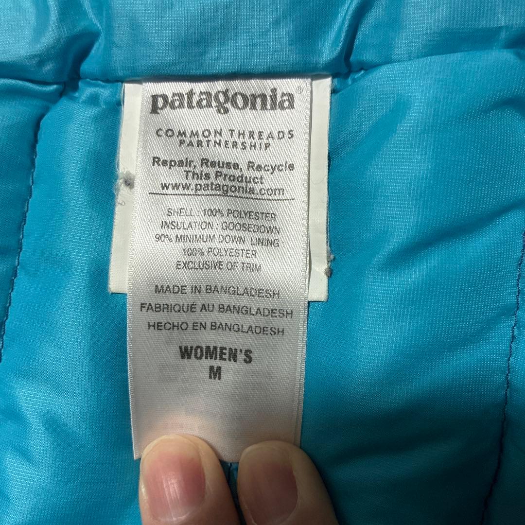 【美品】パタゴニア レディースダウンセーターフーディ ネイビー Mサイズ