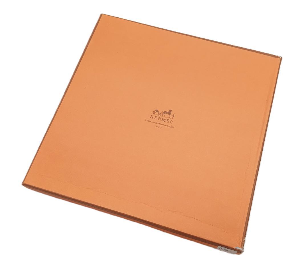 Hermès エルメス スカーフ カレ90 SILK100％