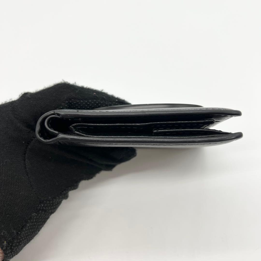 美品✨DIESEL　二つ折り財布　Dロゴ　エンボス　レザー　ブラック　近年モデル