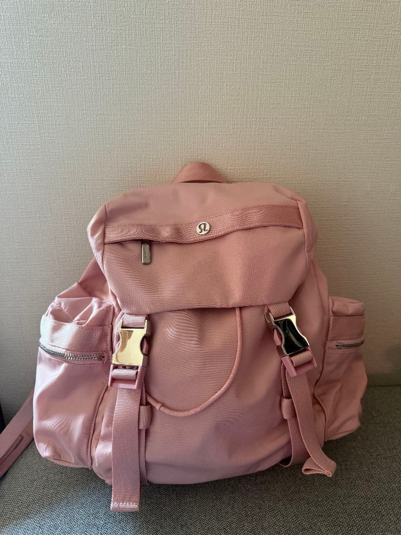 ルルレモンリュック　ピンク